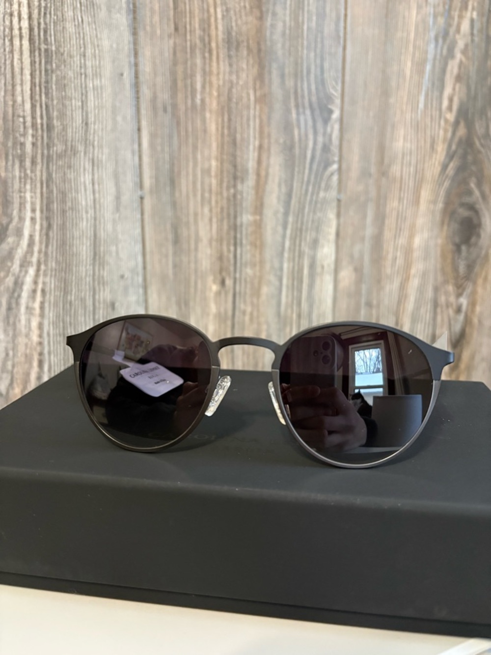 Carolina Lemke Berlin Sunglasses Tag - Black Detail